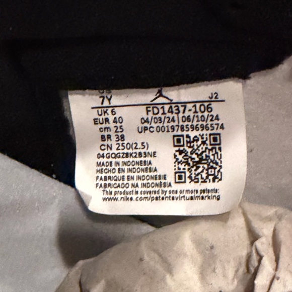 Air Jordan 1 High 'Black Toe Reimagined' Red Sneakers, Size 7Y - Picture 9 of 9